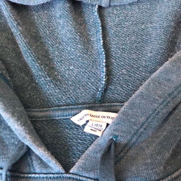 Light knit American Eagle sweatshirt - Picture 2 of 3